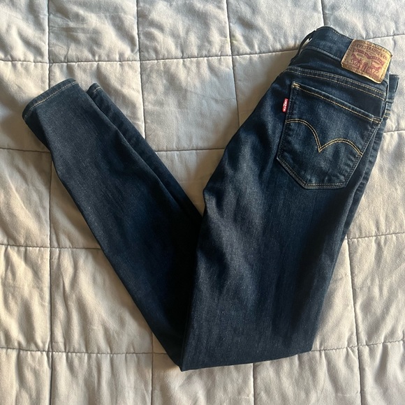 Levis Super Skinny Jeans - Picture 1 of 3